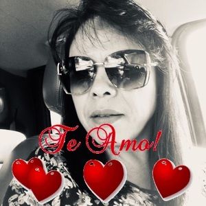 Meet your Posher, Estela